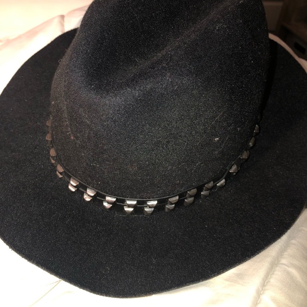 Black brimmed hat